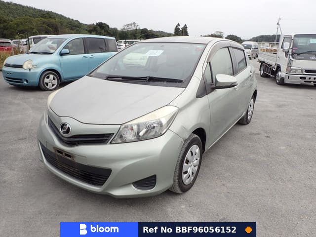 2013 Toyota Vitz