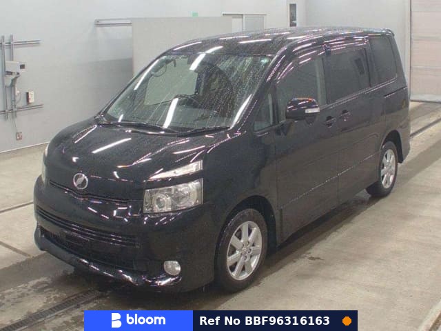 2009 Toyota Voxy