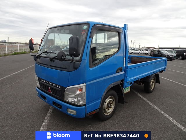 2006 Mitsubishi Canter Guts