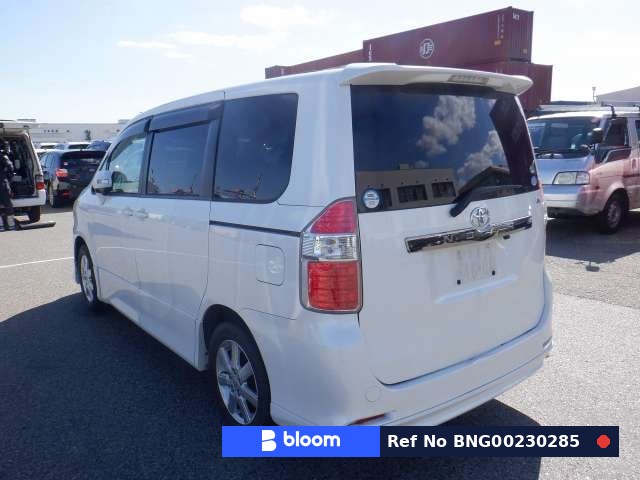 2008 Toyota Noah