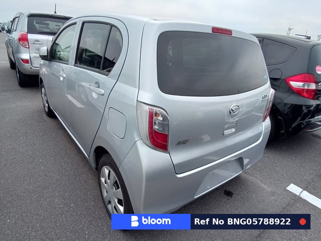 2011 Daihatsu Mira ES