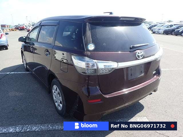 2013 Toyota Wish