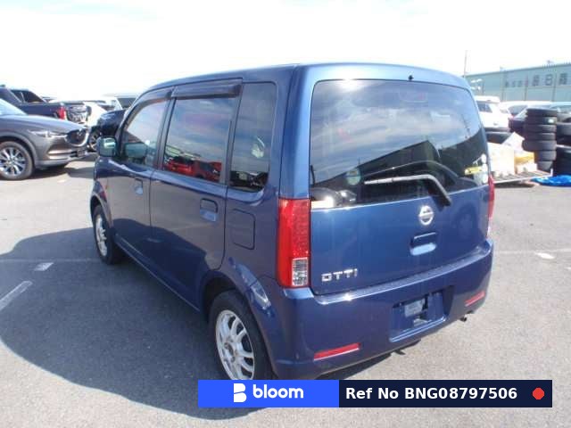 2011 Nissan Otti