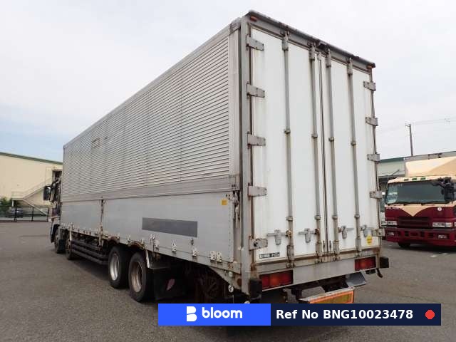 2004 Mitsubishi Super Great