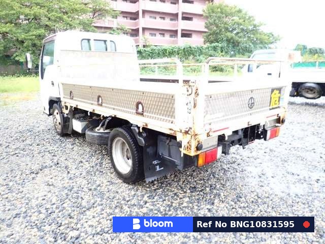 2016 Isuzu ELF Truck