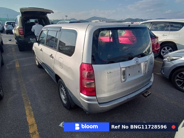 2004 Toyota Succeed VAN