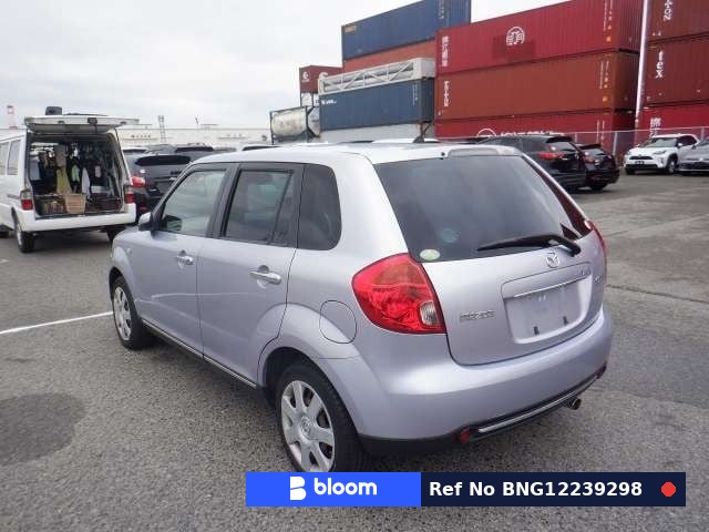 2009 Mazda Verisa
