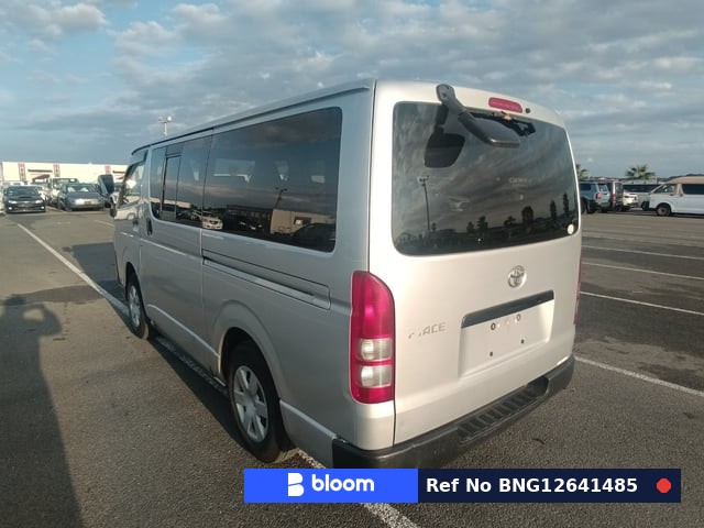 2013 Toyota Hiace VAN