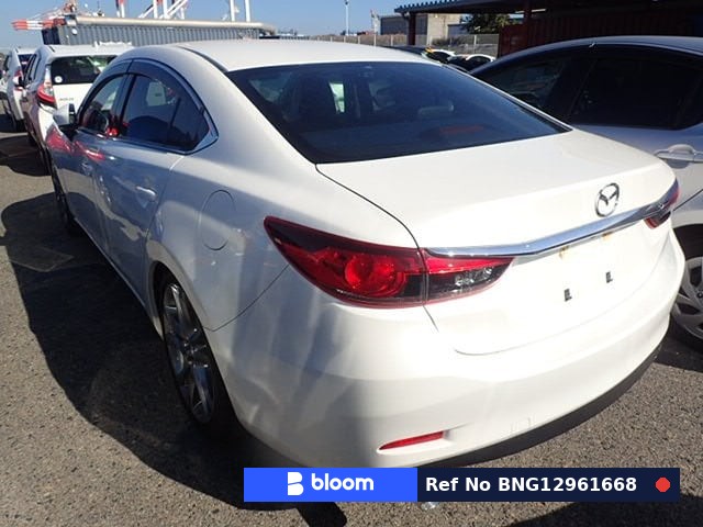 2013 Mazda Atenza Sedan