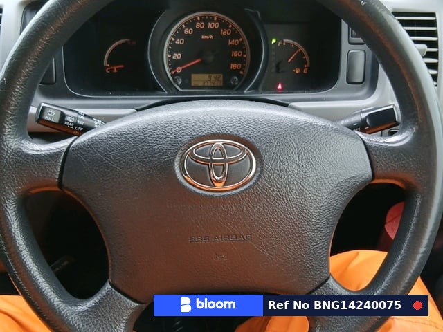 2012 Toyota Hiace Commuter