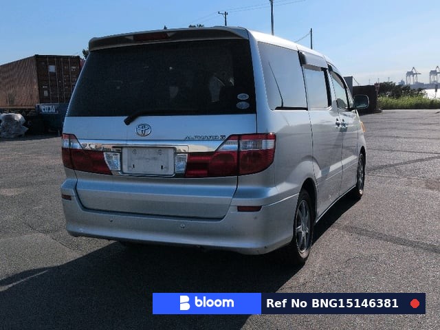 2004 Toyota Alphard