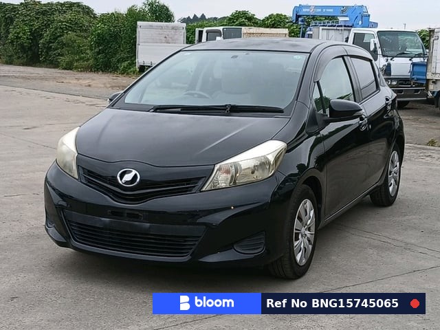 2011 Toyota Vitz