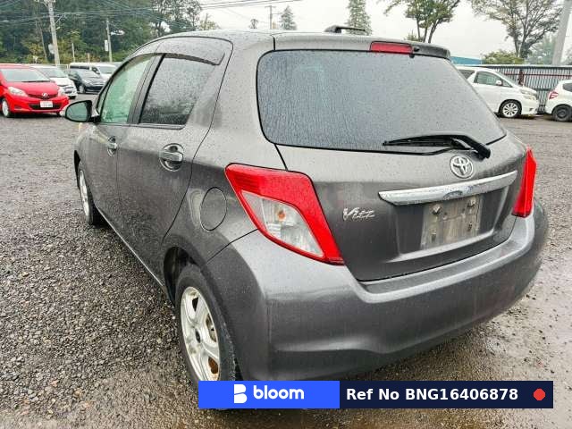 2011 Toyota Vitz