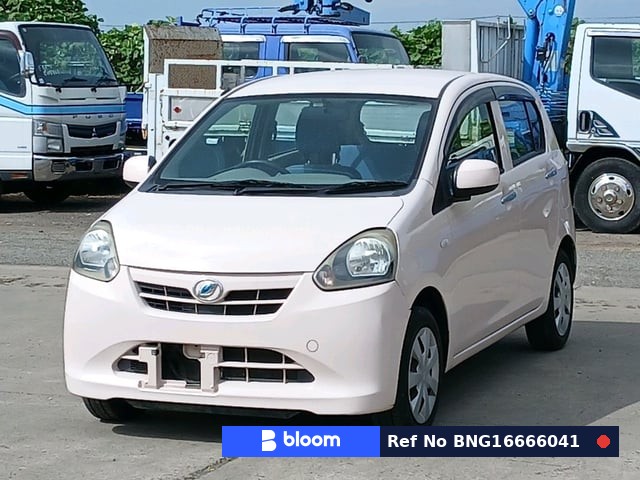 2012 Daihatsu Mira ES