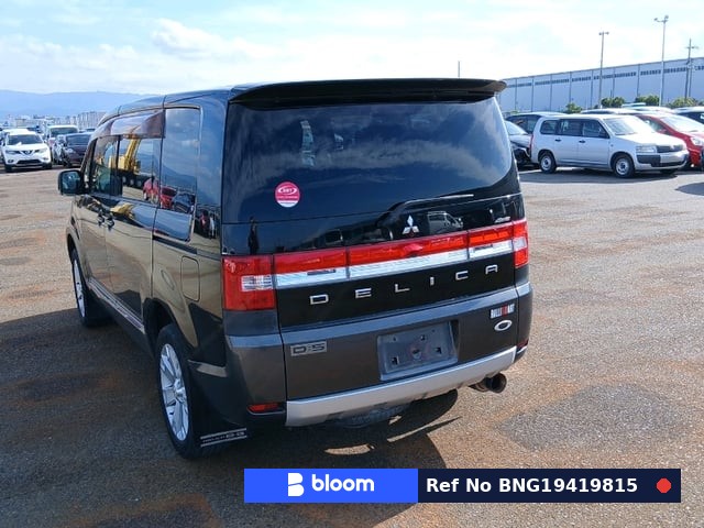 2008 Mitsubishi Delica D5