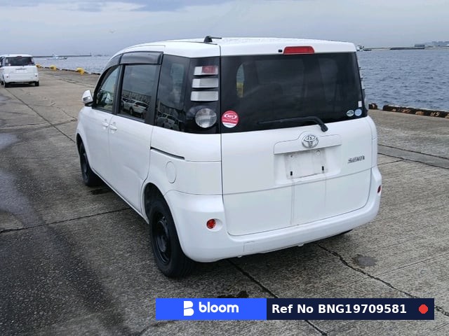 2007 Toyota Sienta