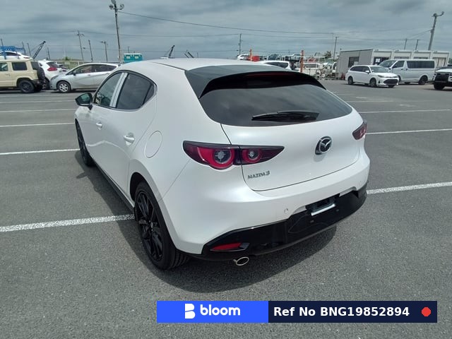 2025 Mazda MAZDA3 Fastback