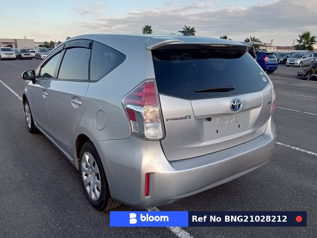 2019 Toyota Prius Alpha