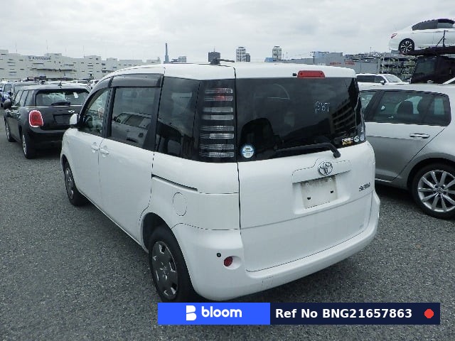 2006 Toyota Sienta
