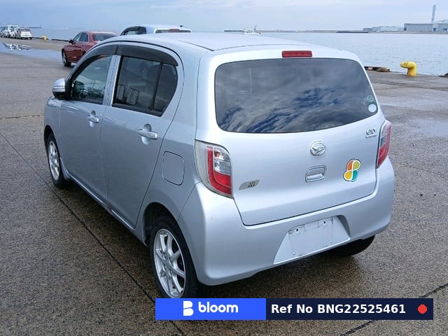 2011 Daihatsu Mira ES