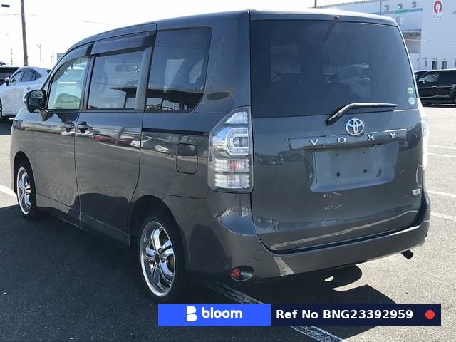 2012 Toyota Voxy