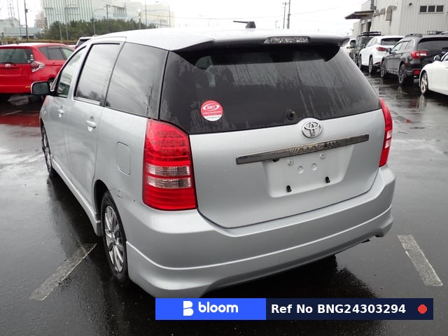 2005 Toyota Wish