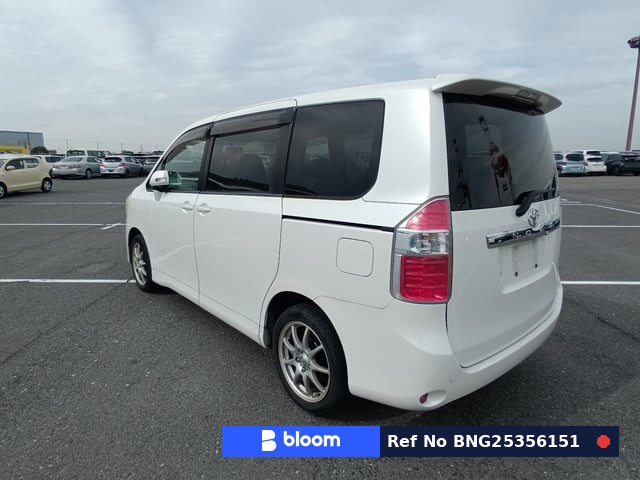 2008 Toyota Noah