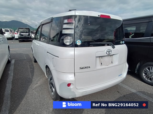 2009 Toyota Sienta