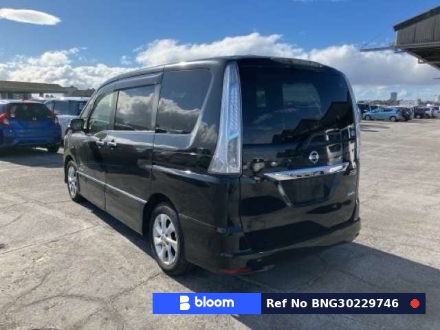 2013 Nissan Serena