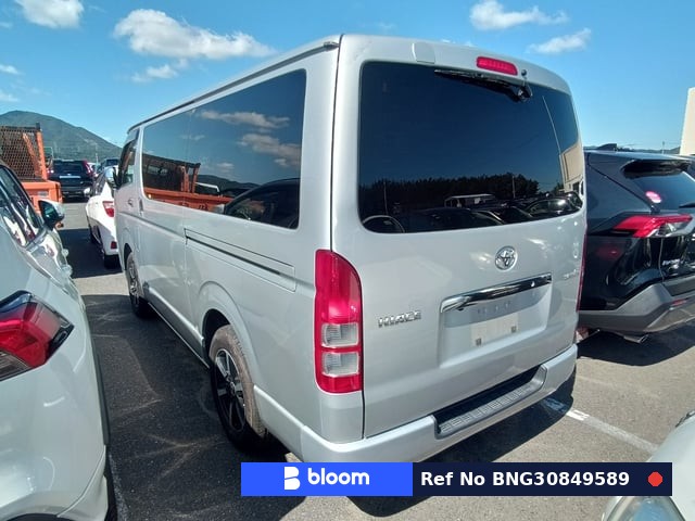 2005 Toyota Hiace VAN