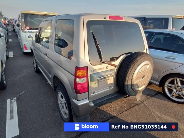 2001 Mitsubishi Pajero Mini