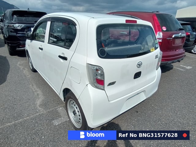 2013 Daihatsu Mira ES