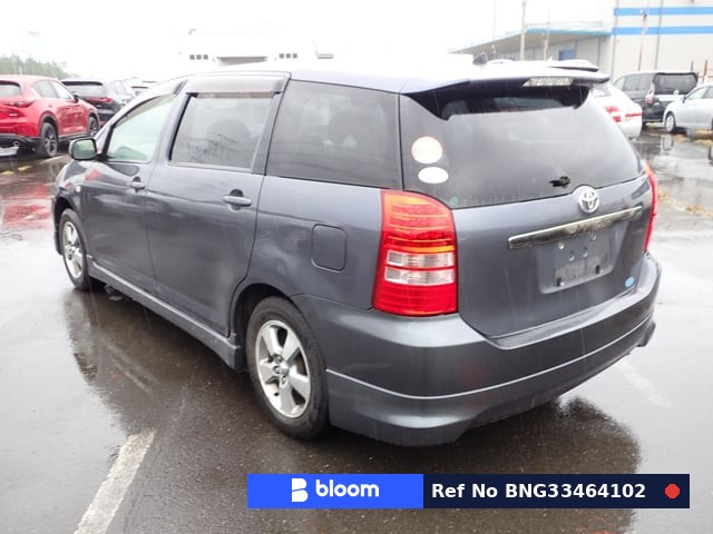2004 Toyota Wish