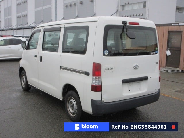 2016 Toyota Liteace VAN