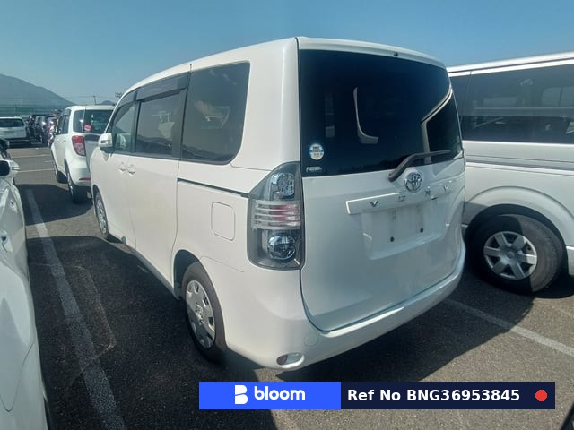 2008 Toyota Voxy