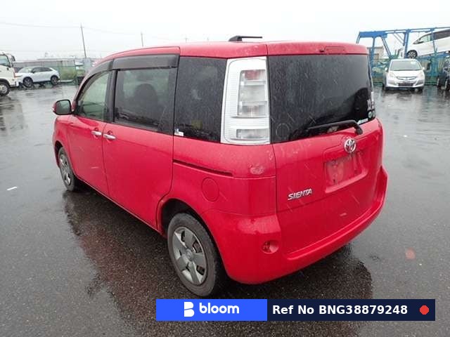 2013 Toyota Sienta