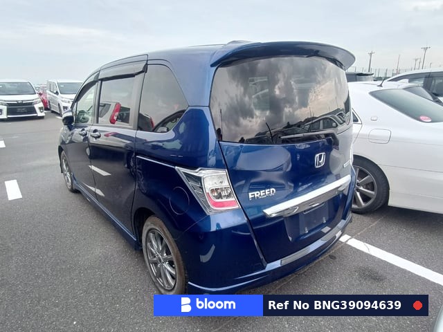 2012 Honda Freed Hybrid