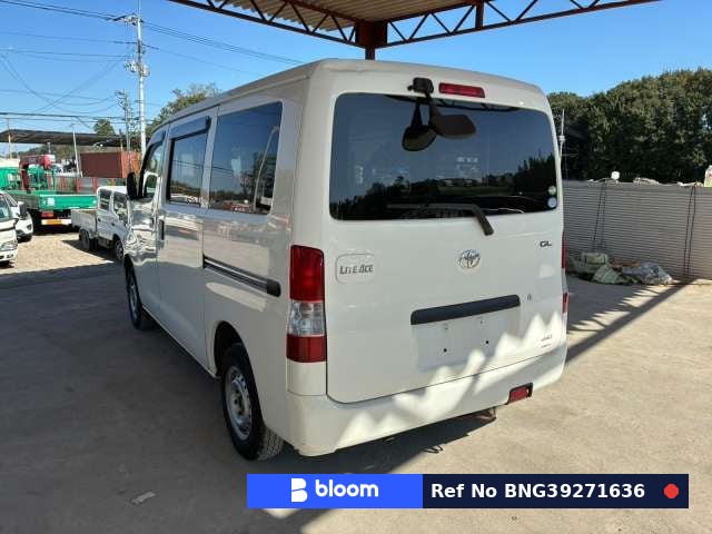 2016 Toyota Liteace VAN