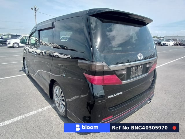 2013 Toyota Vellfire
