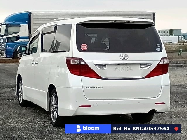2010 Toyota Alphard