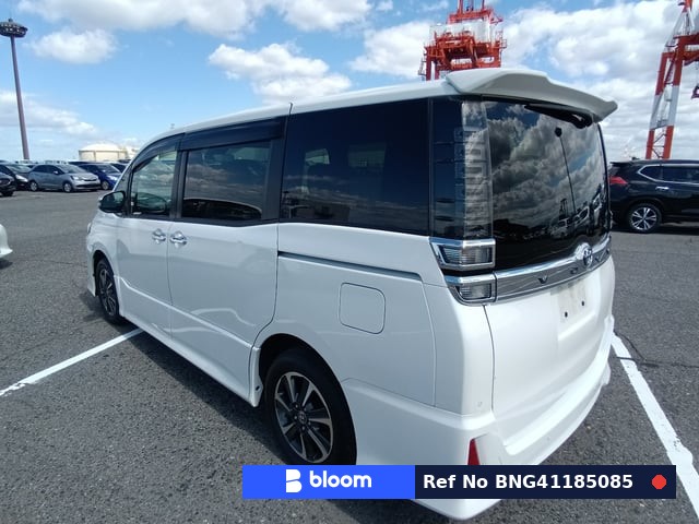2019 Toyota Voxy