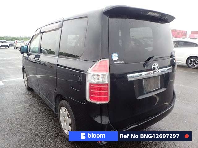 2008 Toyota Noah
