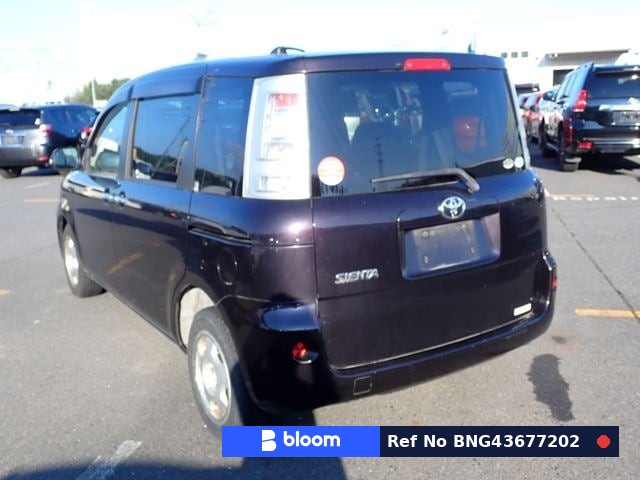 2011 Toyota Sienta