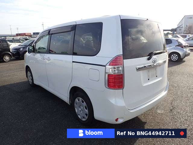 2008 Toyota Noah