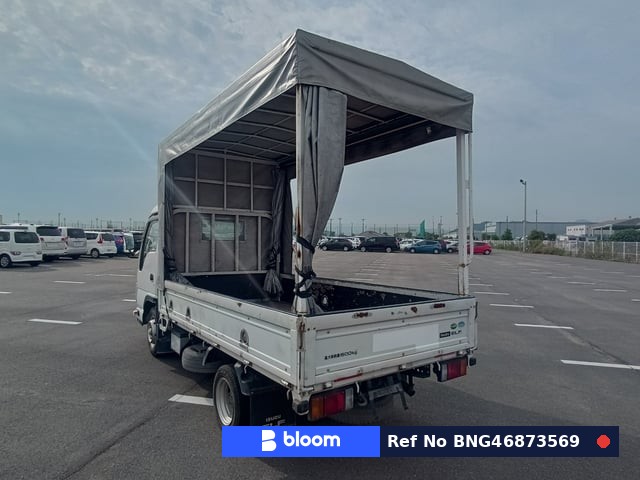 2015 Isuzu ELF Truck