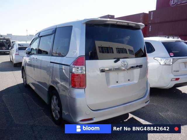 2007 Toyota Noah