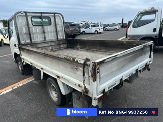 2004 Toyota Dyna
