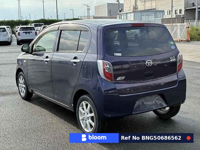 2013 Daihatsu Mira ES