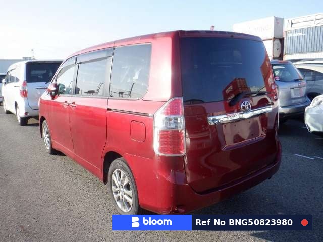 2008 Toyota Noah
