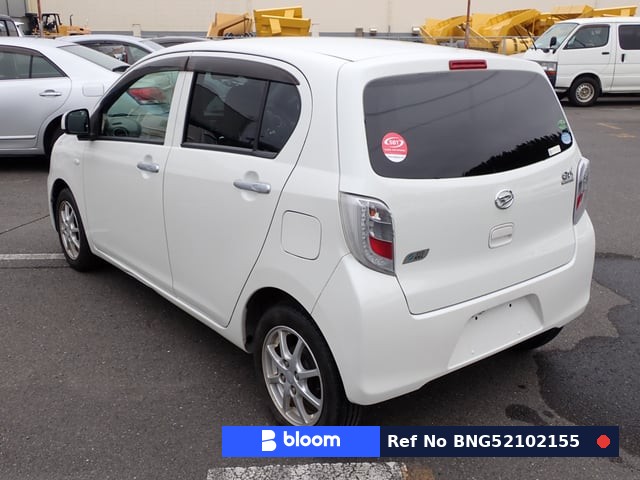 2013 Daihatsu Mira ES